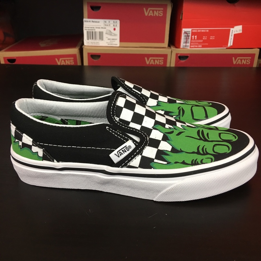 Vans Slip On Marvel Hulk Checkerboard Kids NEW - Picture 3 of 6